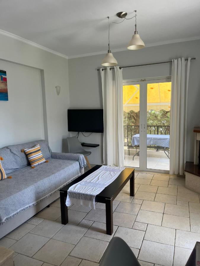 Santa Emelia Aparthotel Vaszilikí Kültér fotó