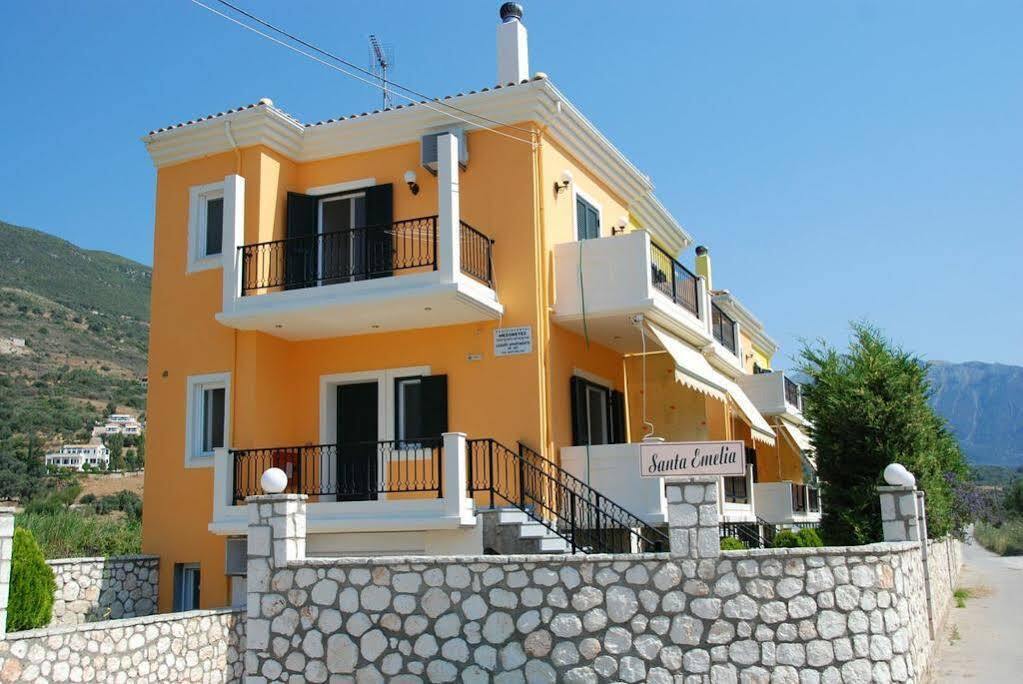 Santa Emelia Aparthotel Vaszilikí Kültér fotó